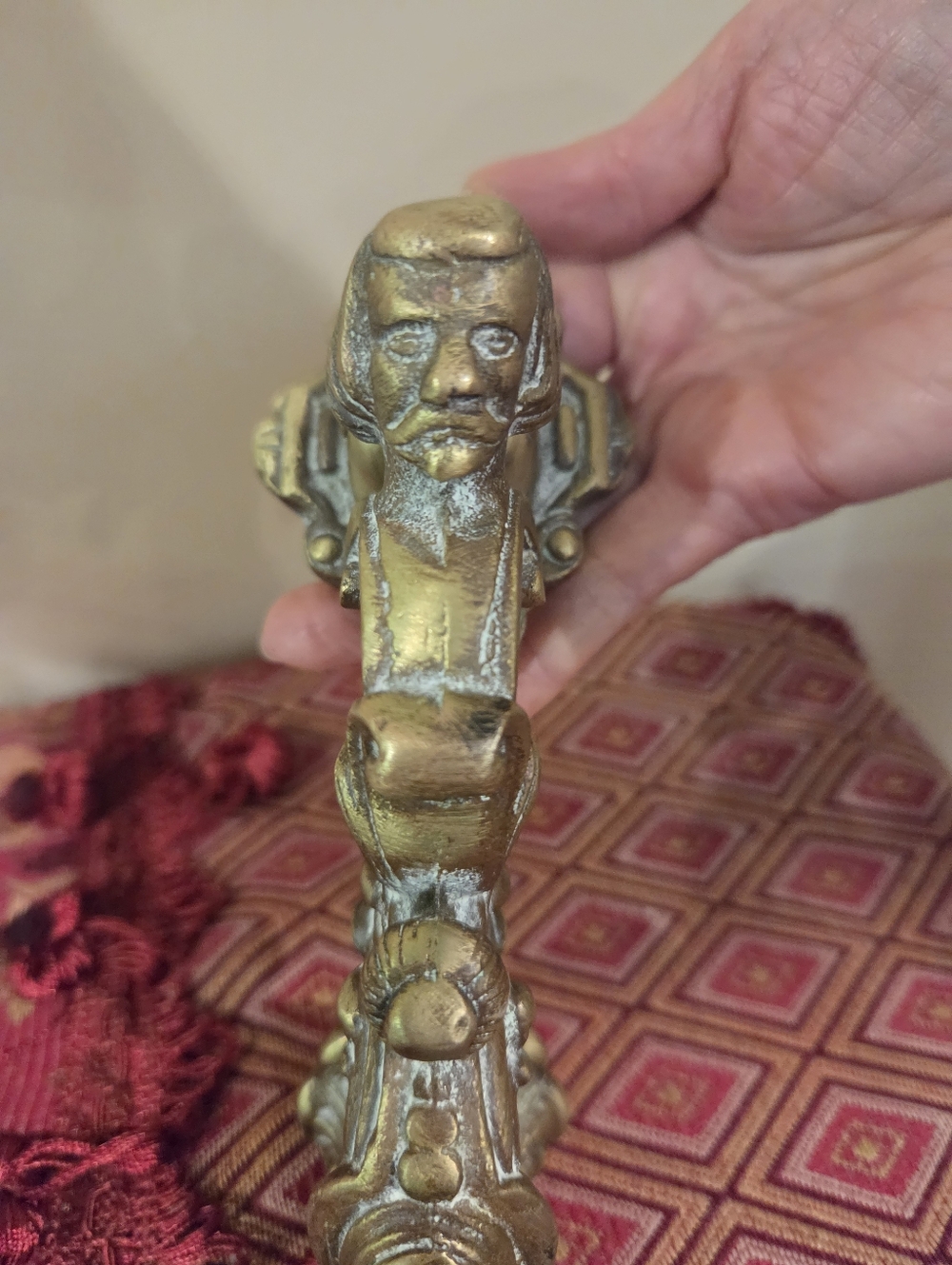William Shakespeate Antique-Style Decorative Door Pull in Brass